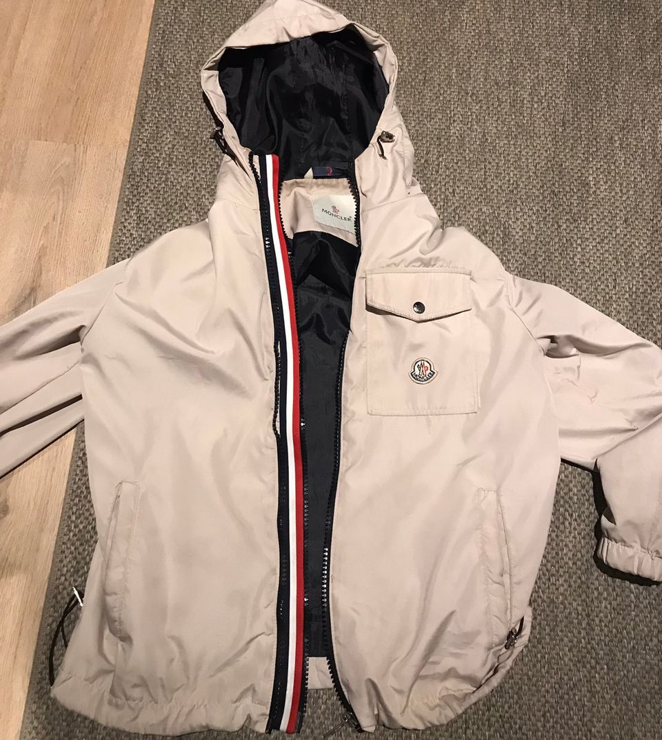 Moncler