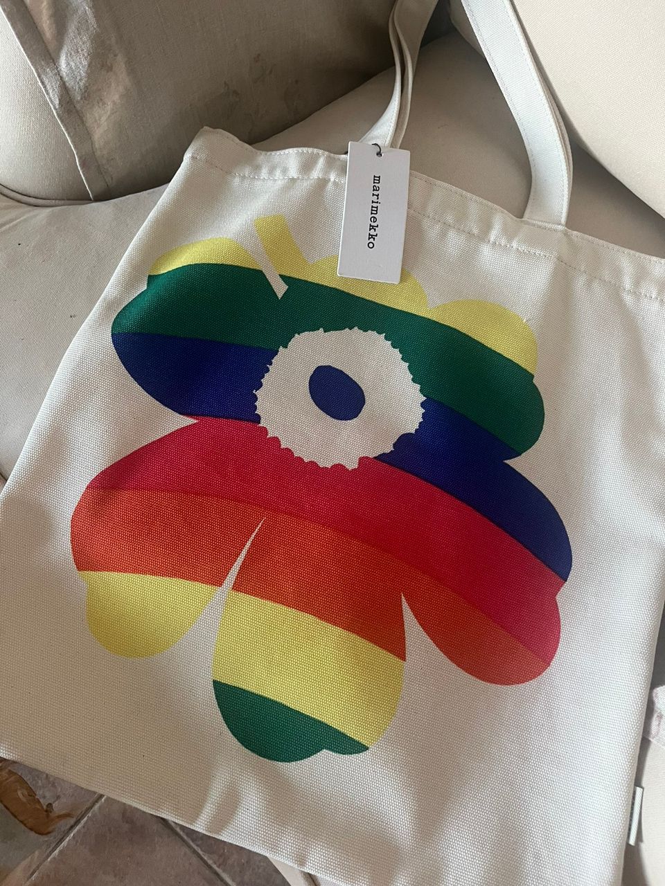 Marimekko Pride kassi uusi