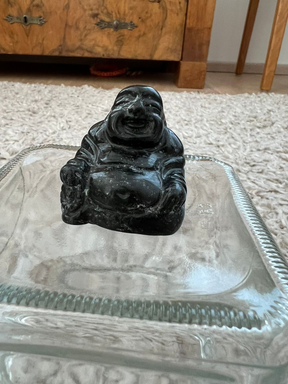 Buddha obsidian figuuri