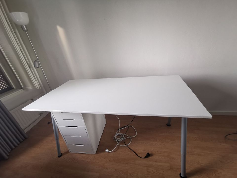 Ikea Thyge työpöytä