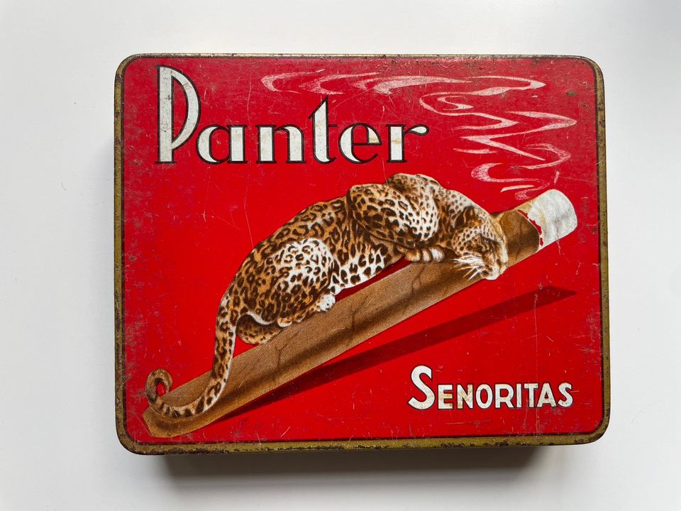Vintage-peltirasia Panther-sikareille