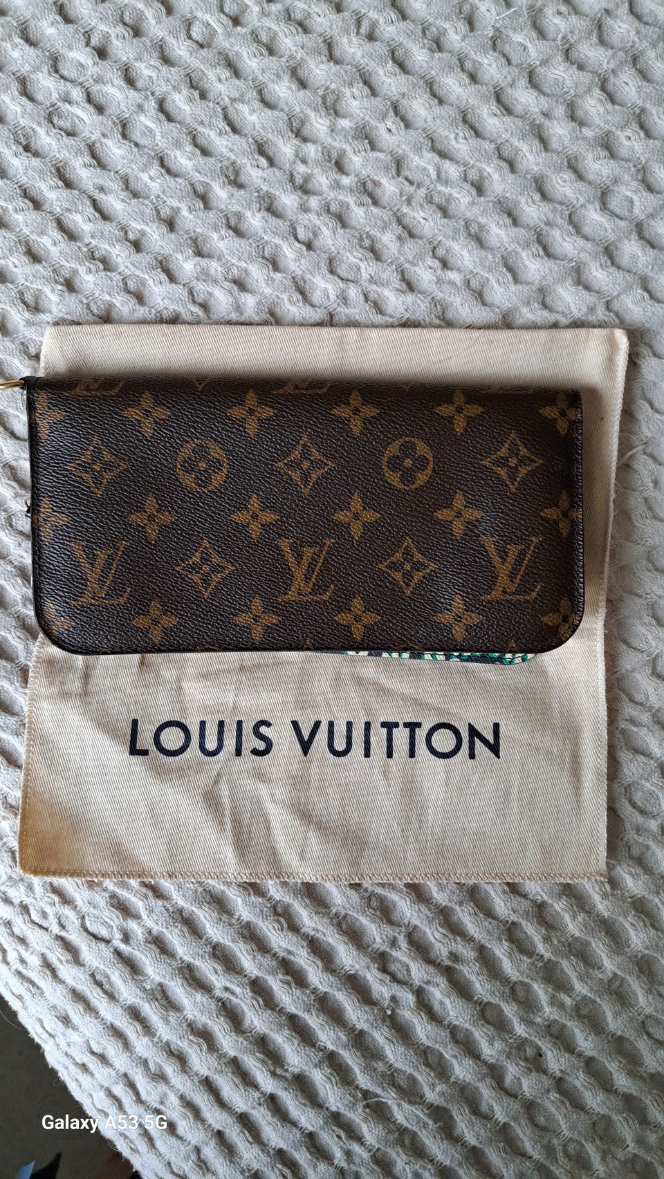 Louis Vuitton lompakko