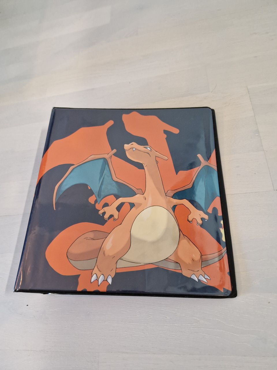 Charizard Pokemon-korttikansio