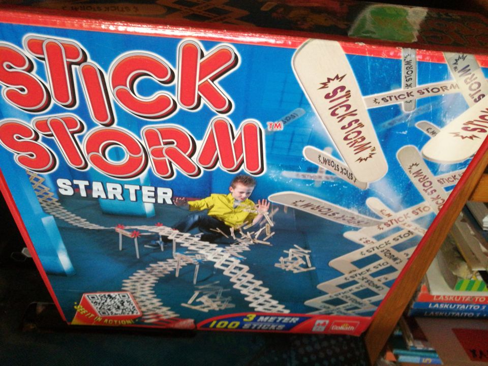 Stick Storm Starter peli