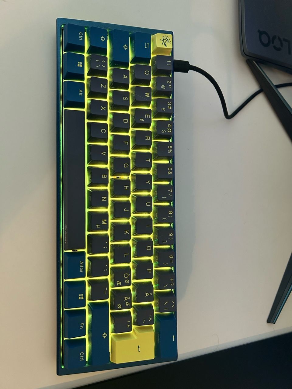 Ducky ONE 3 Daybreak RGB Keyboard