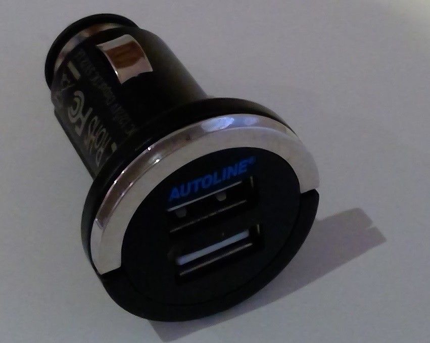 Autoline x2 USB-A latausadapteri autoon
