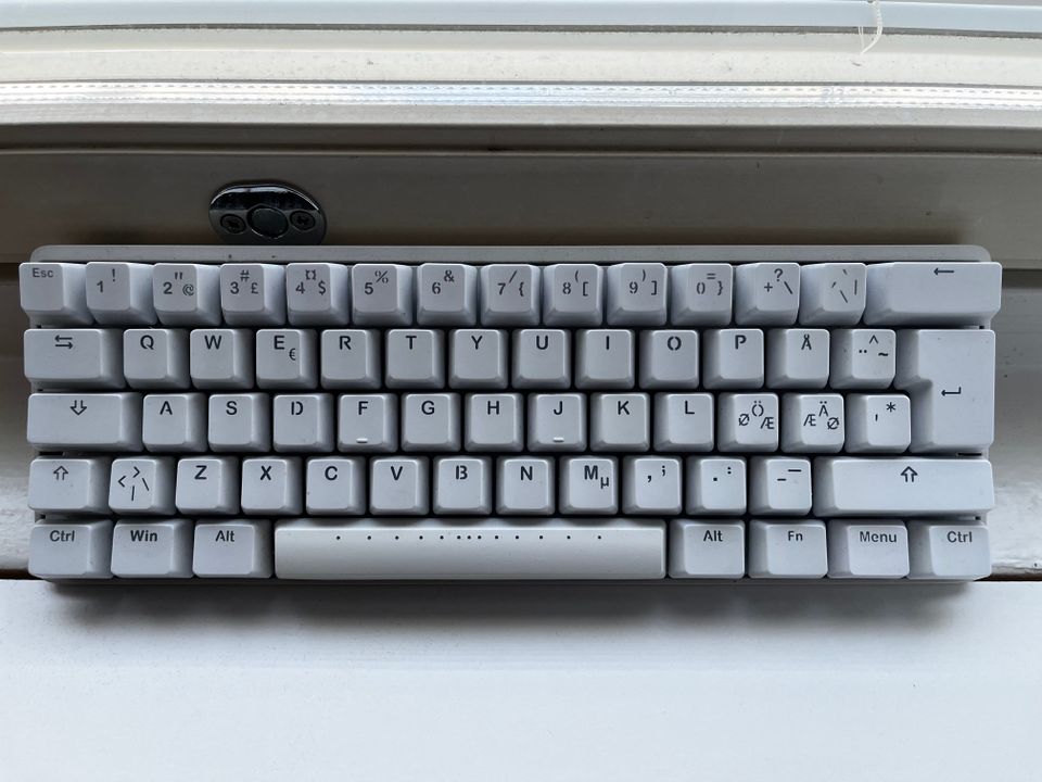 Vortex Pok3r RGB Cherry MX Brown -näppäimistö