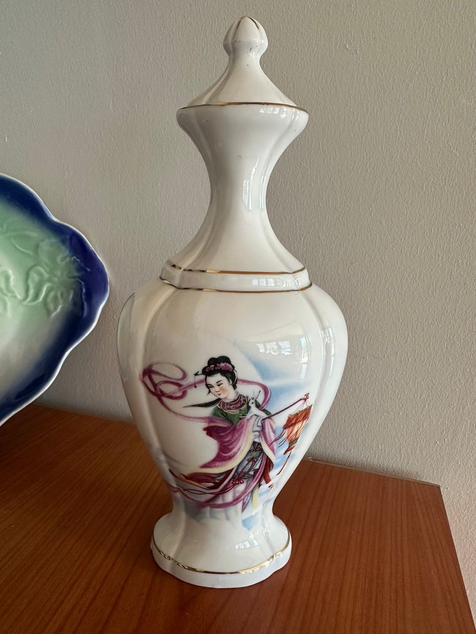Dairen China Vase