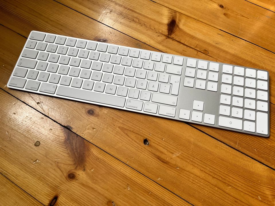 Apple Magic Keyboard numeronäppäimistöllä