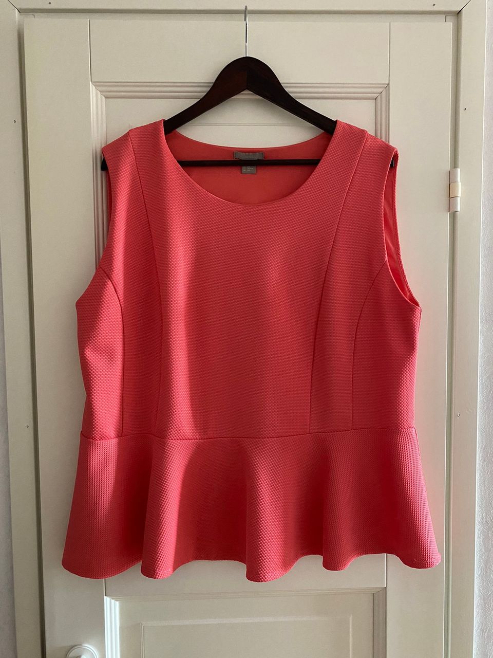 Koralli peplum-toppi, 3XL