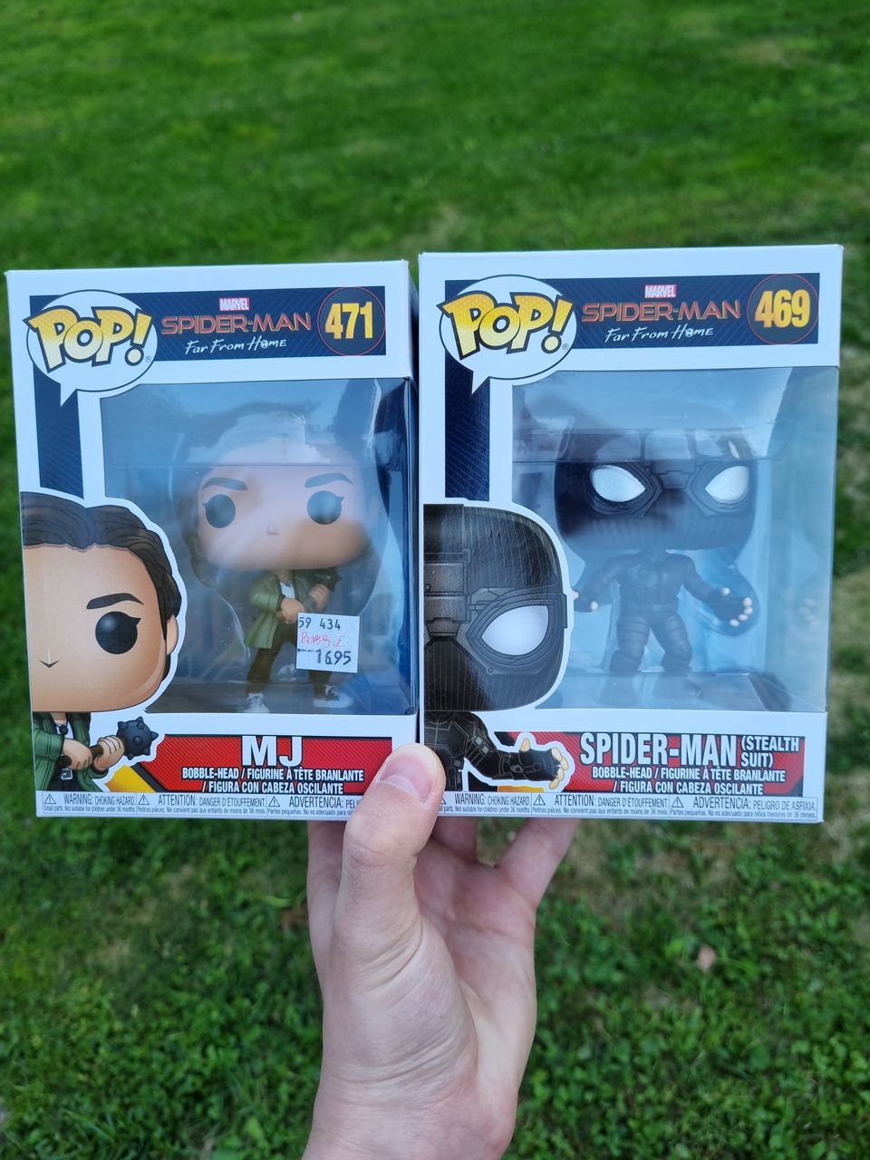 Marvel Spider-Man Yöapina ja MJ Funko Pop figuurit