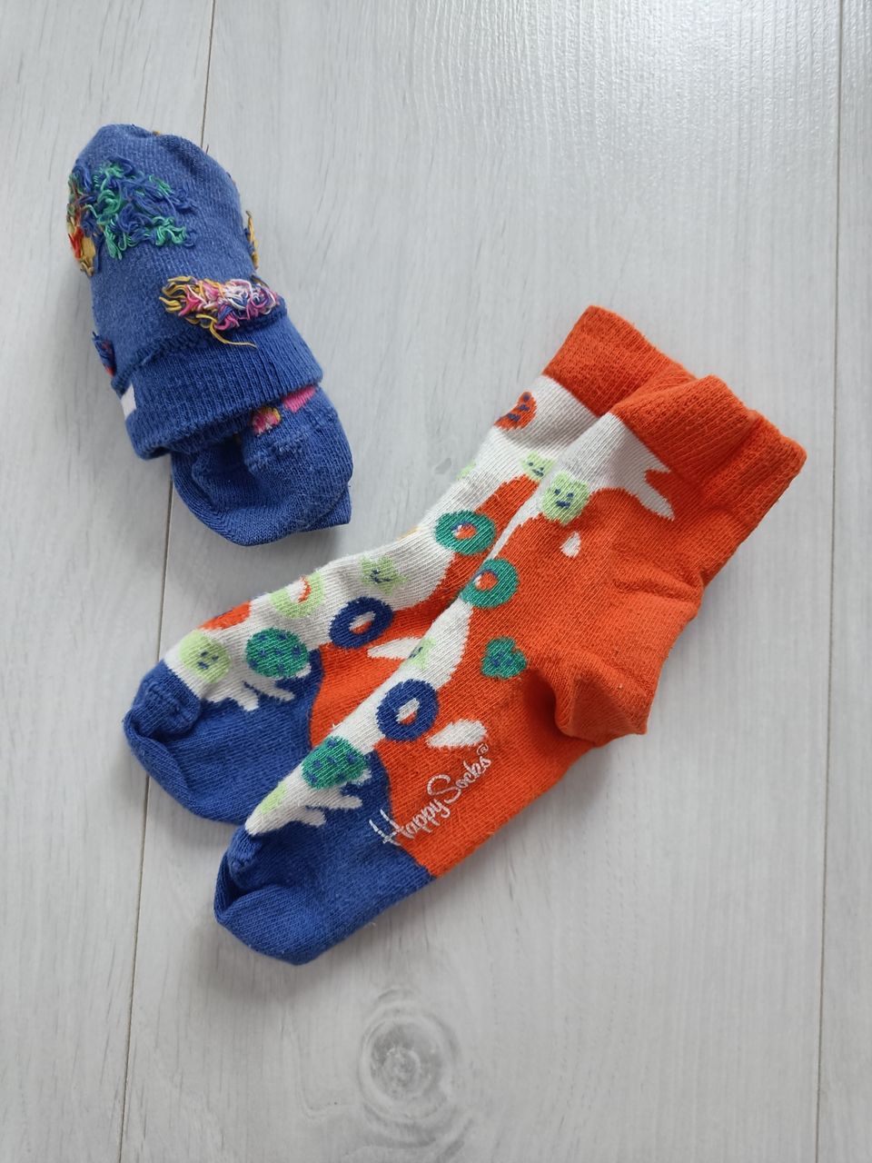 VARATTU Happy socks sukat 25-27