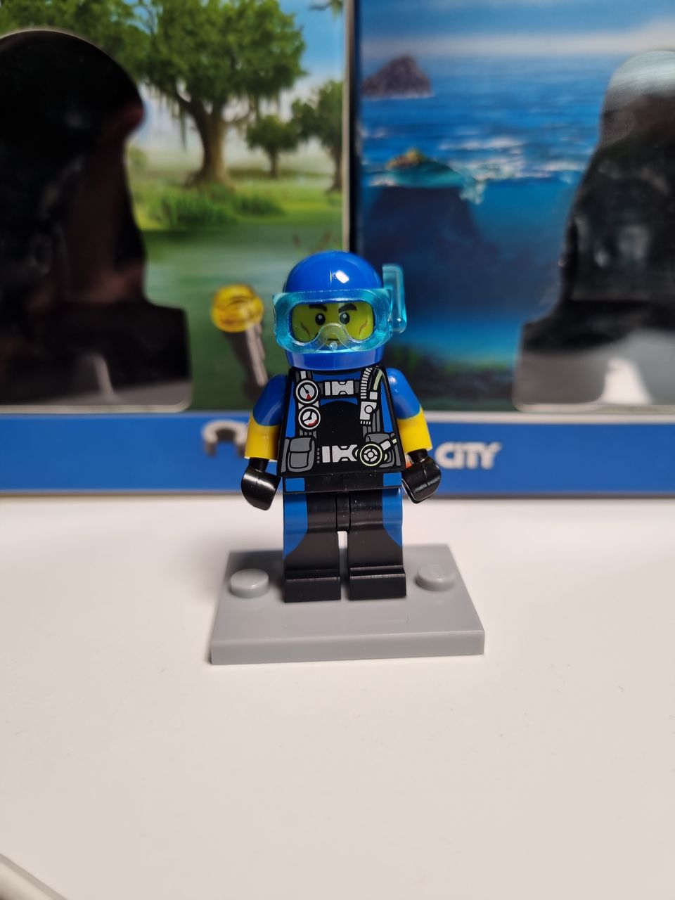 Harvinainen LEGO City sukeltaja minifiguuri