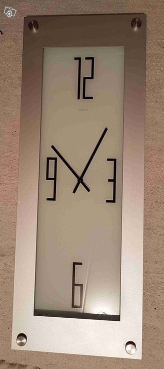 Seinäkello NeXtime - Wall clock