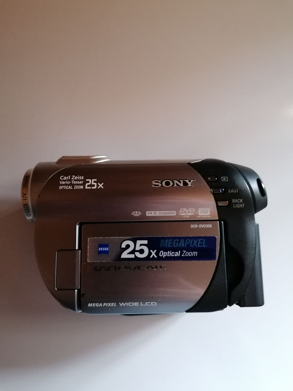 Videokamera  sony dvd306e