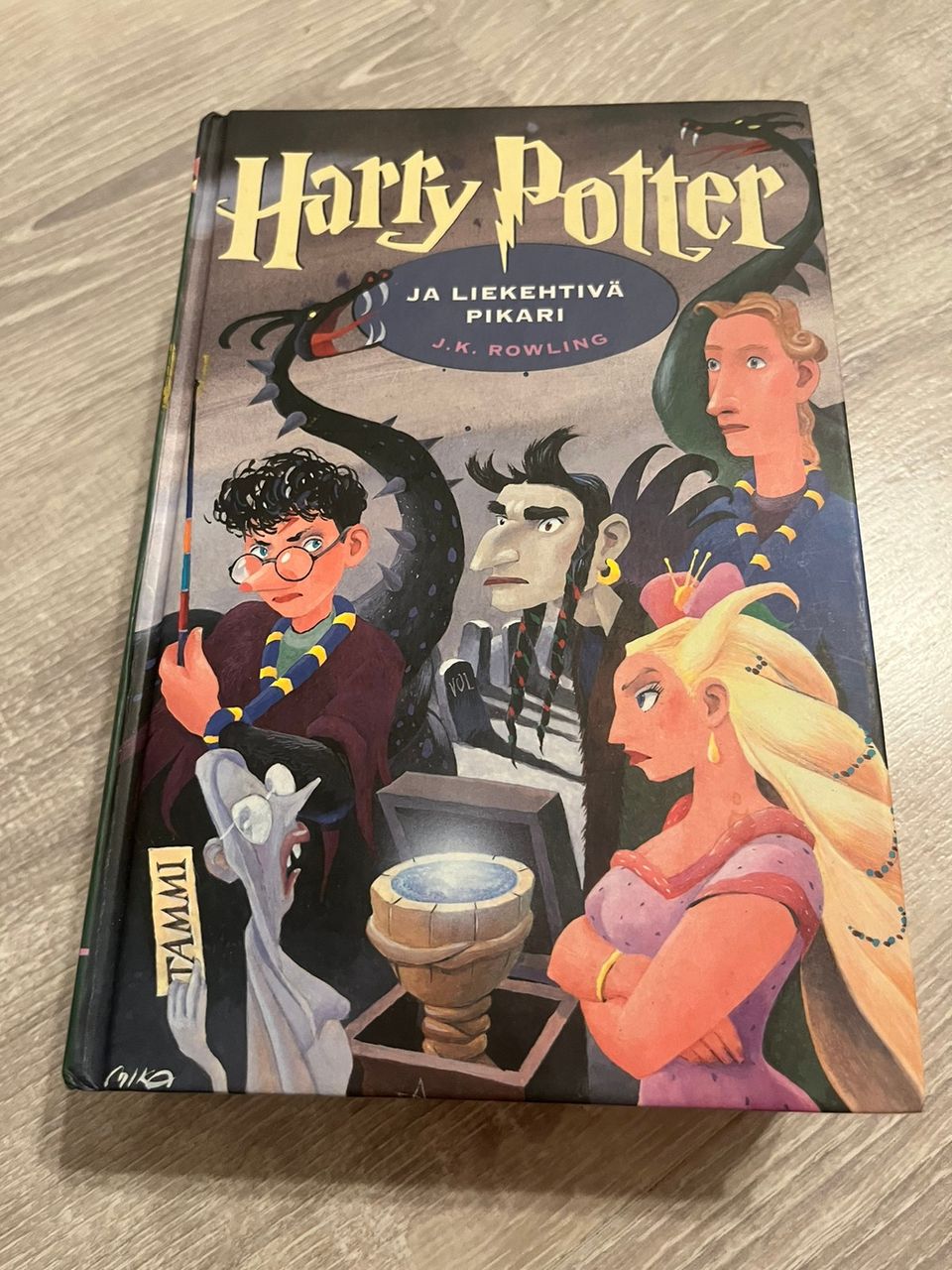 J. K. Rowling - Harry Potter ja Liekehtivä pikari