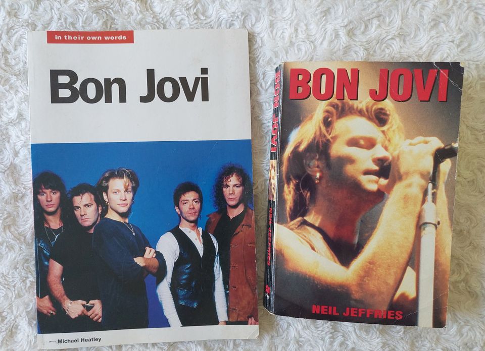 Bon Jovi kirja 2 kpl