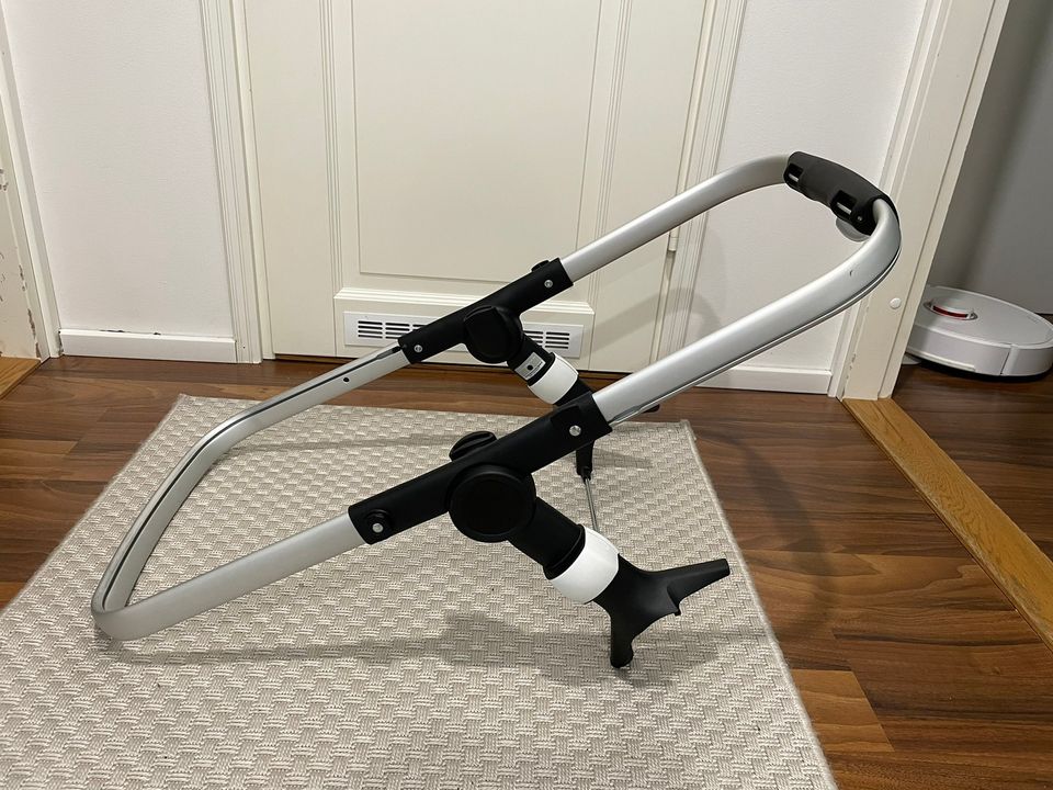 Bugaboo fox seat frame/ istuinkehikko