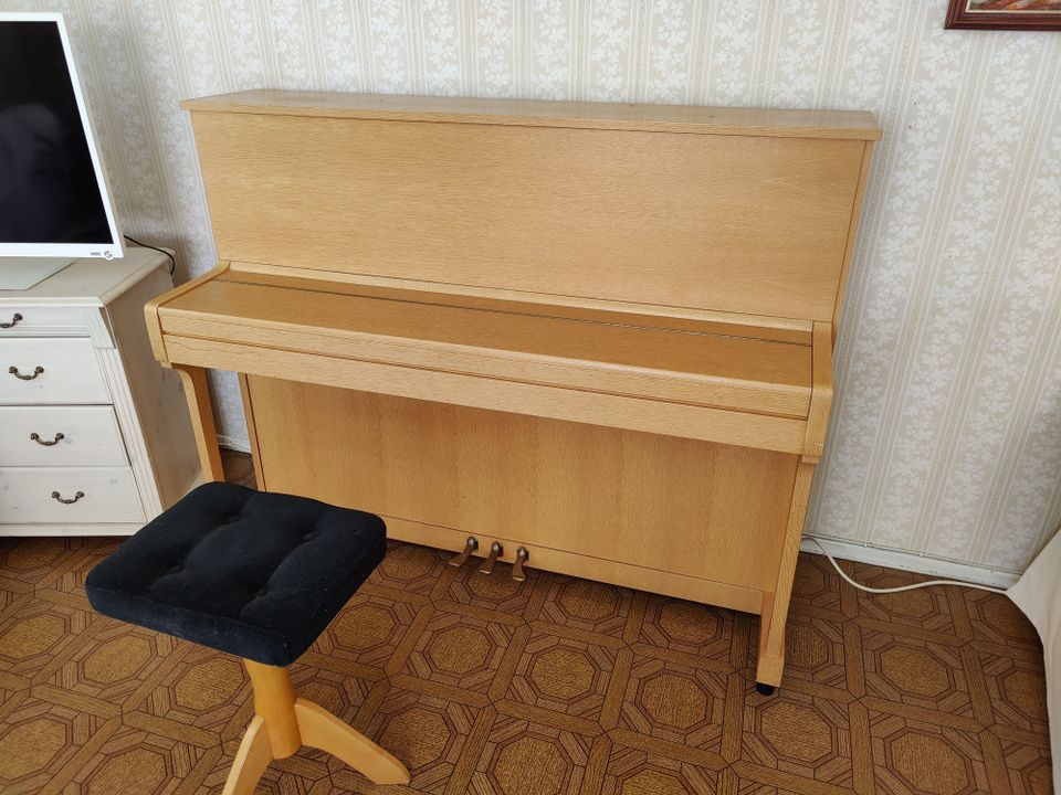 Hellas-piano