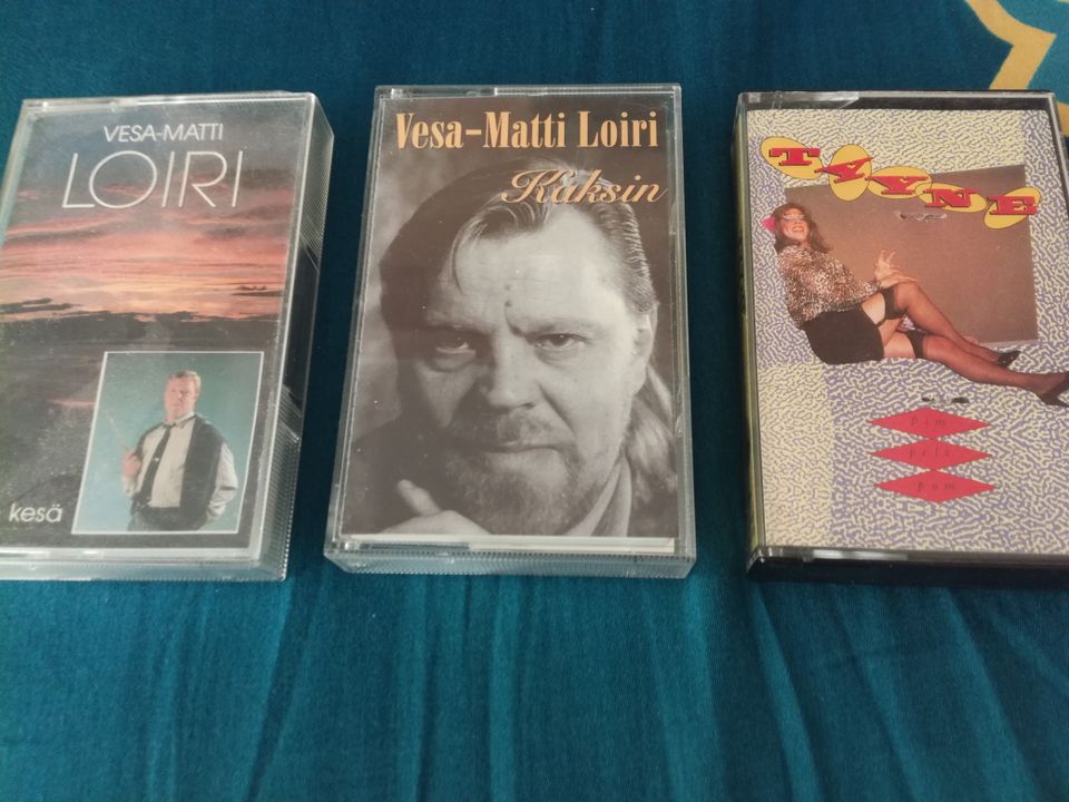 Vesa-Matti Loiri 3 c-kasettia.