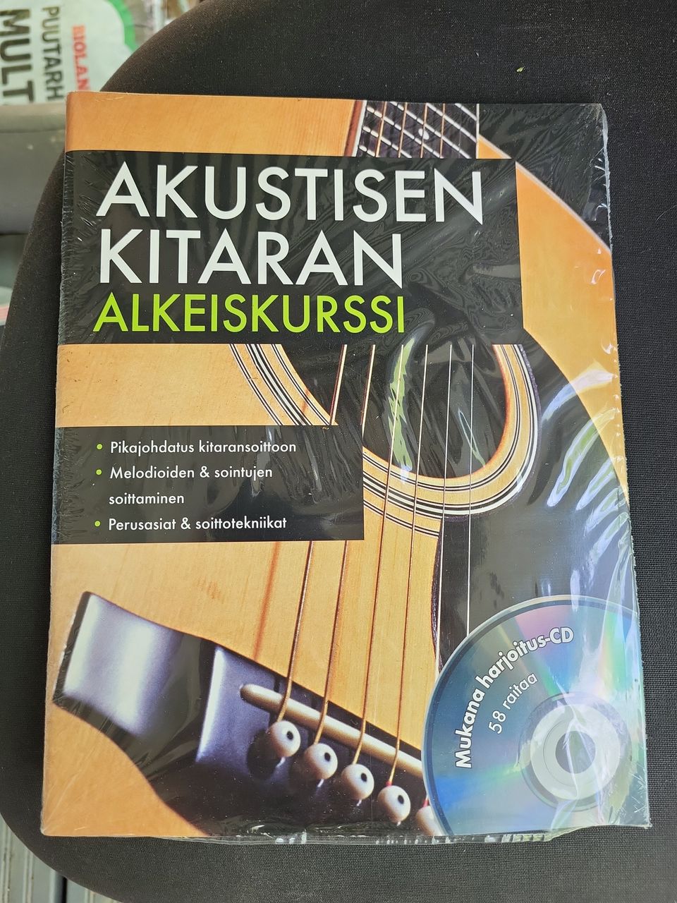 Akustisen kitaran alkeiskurssi