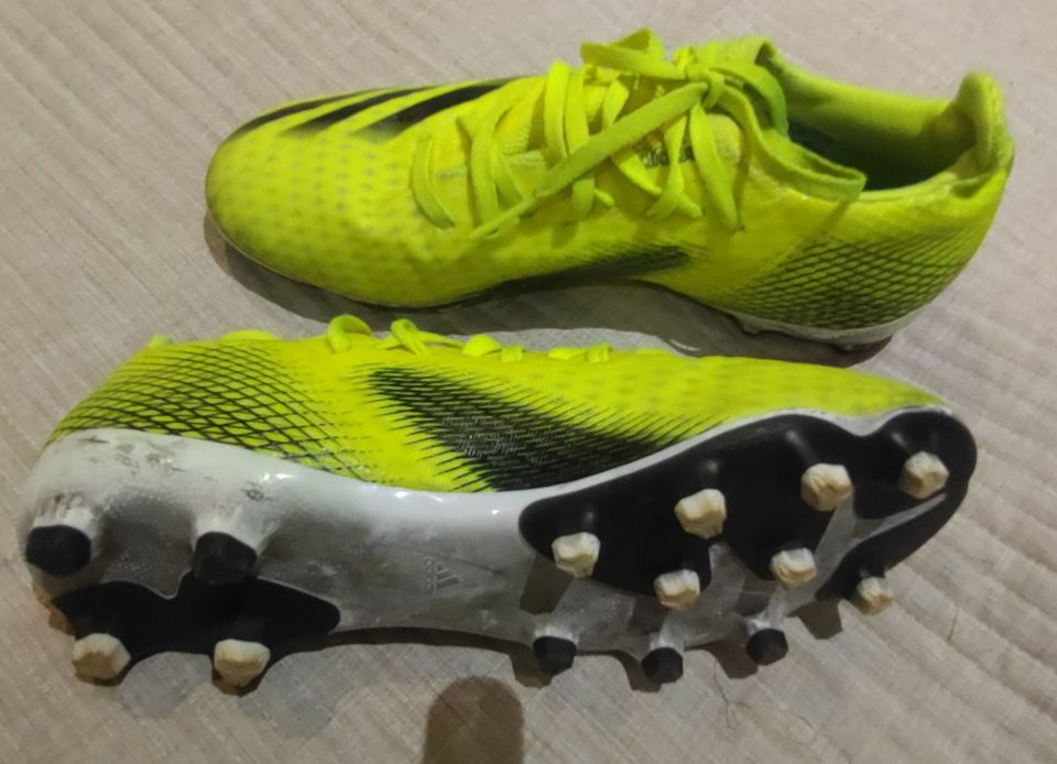 Adidas Ghosted 3 -jalkapallokengät, koko 40