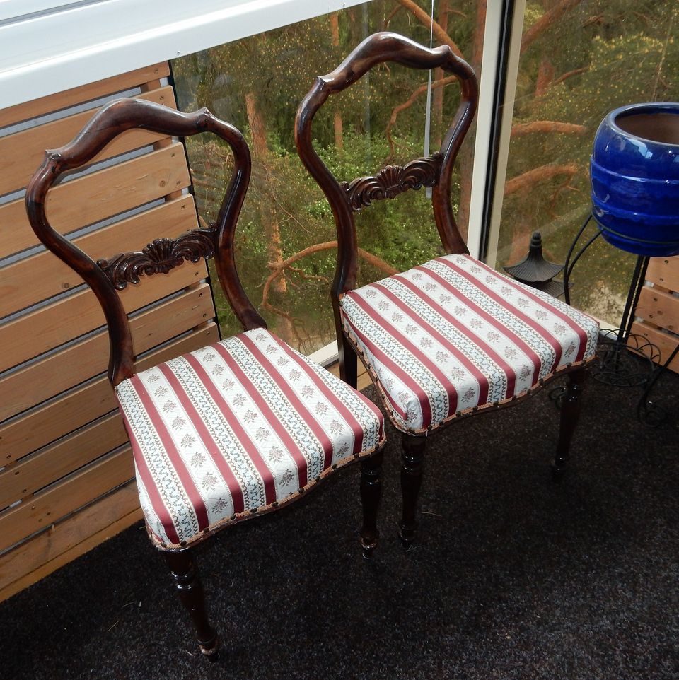 Vanha tuoli, 2 kpl- Antiikki tuoli
