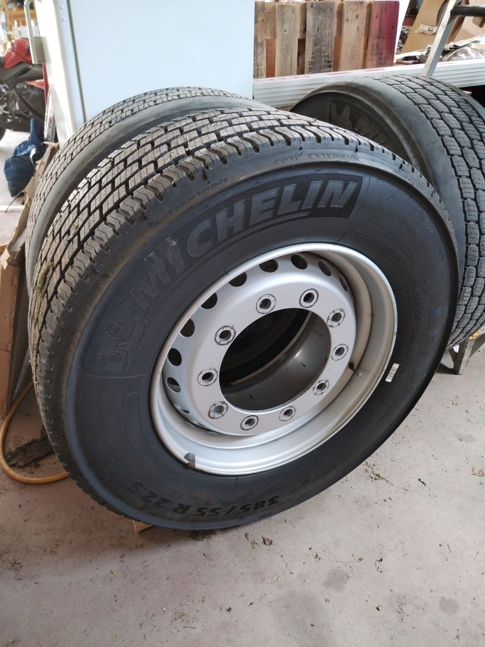 Michelin XFN2 385/55 22,5