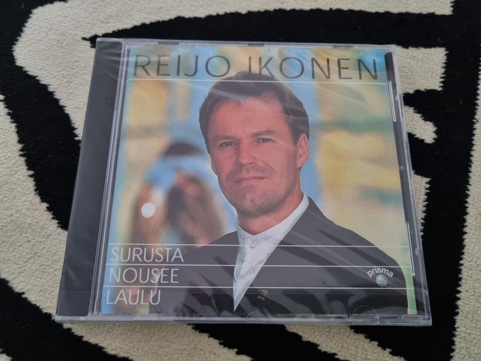 CD Reijo Ikonen, Surusta nousee laulu