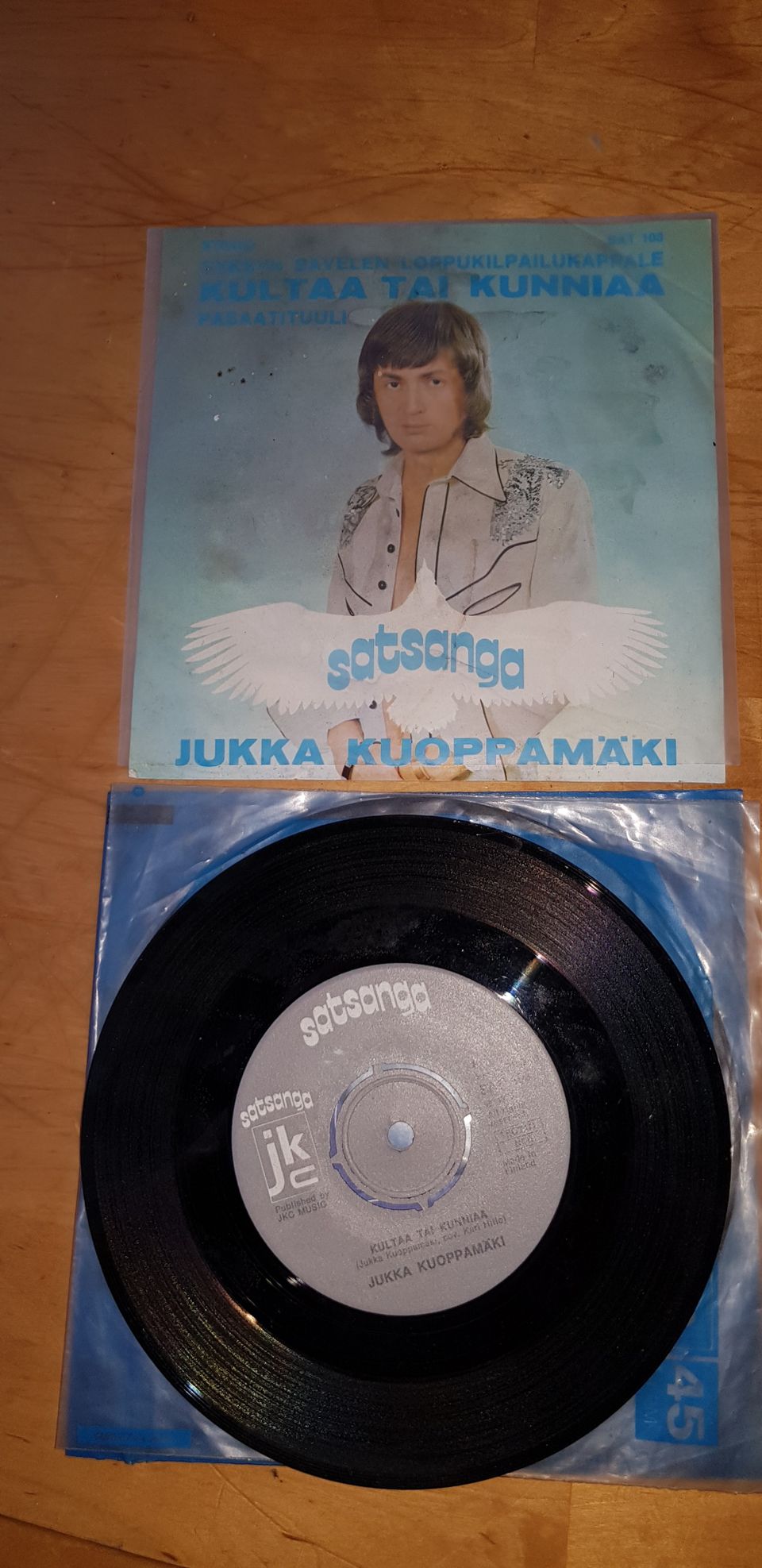 Jukka Kuoppamäki Single.