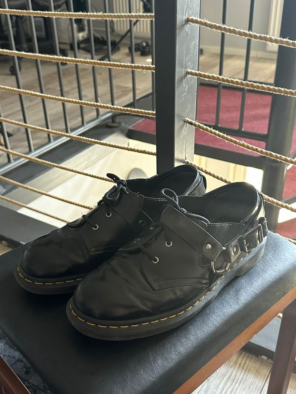 Dr. Martens Fulmar kengät