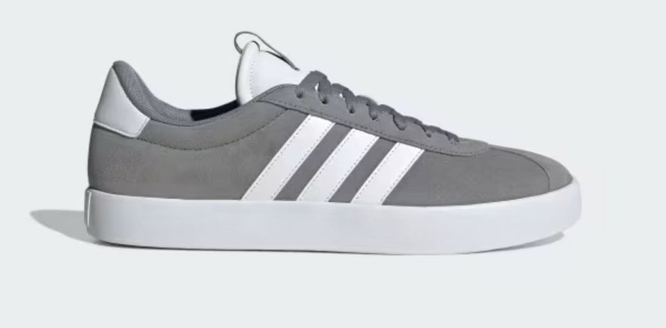 Uudet Adidas VL Court -kengät, vaaleanharmaat