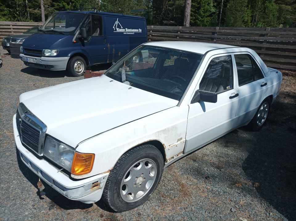 Mercedes-Benz 190 varaosiksi