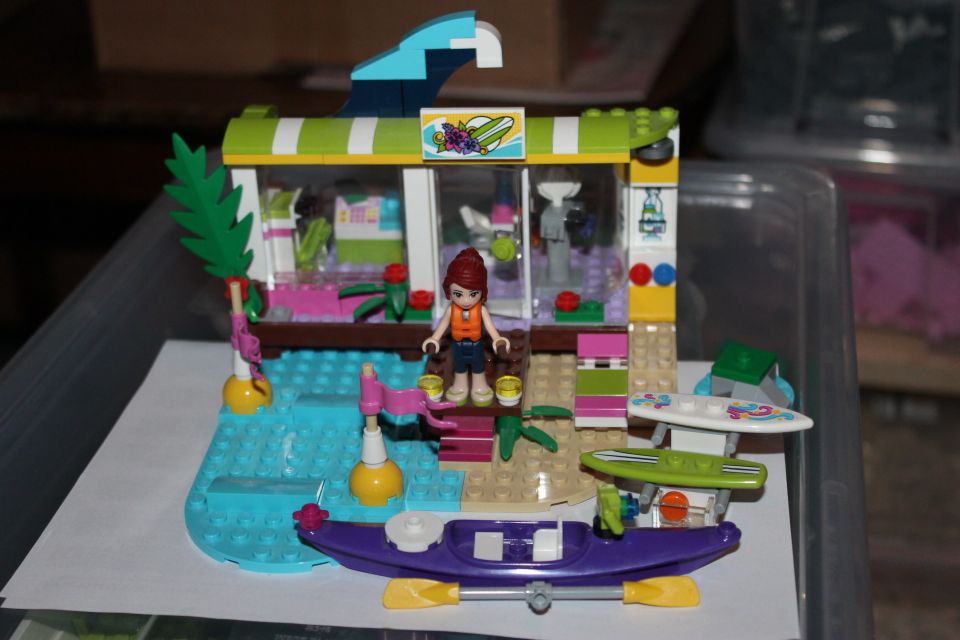 Lego Friends Kesäpäivä rannalla 4 settiä