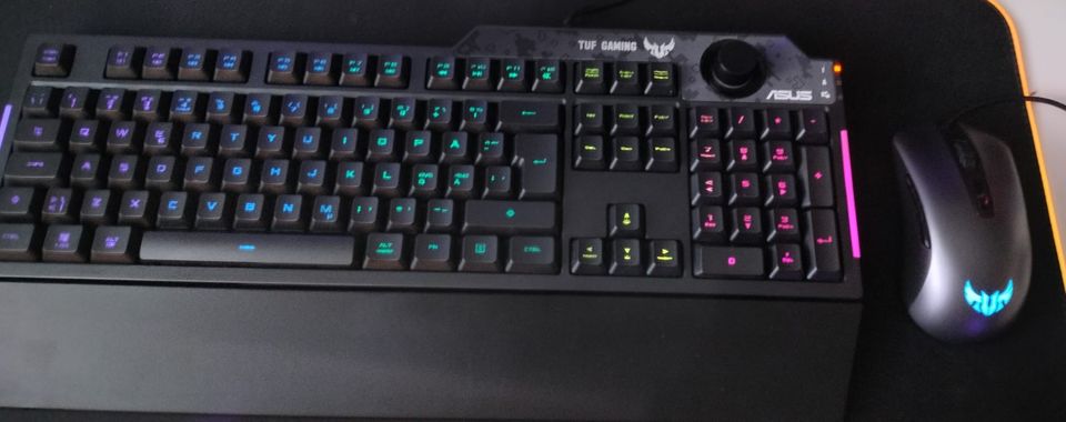 Asus pelihiiri ja näppäimistö RGB