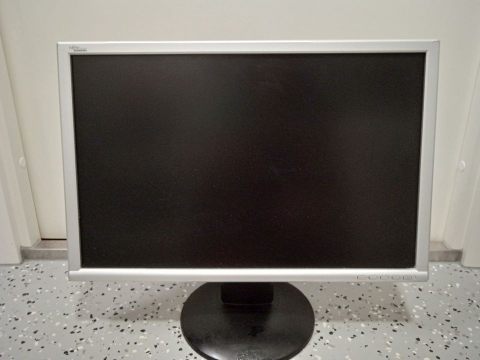 Fujitsu Siemens Scaleoview L22W-7SD näyttö