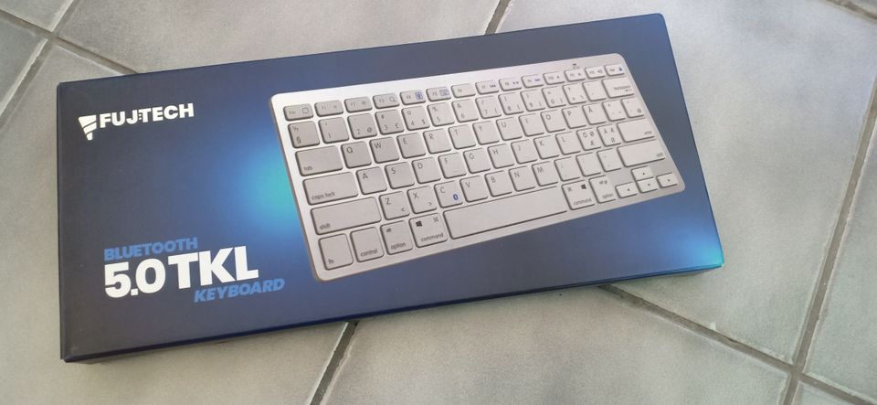 Fujitech Bluetooth 5.0 TKL Keyboard