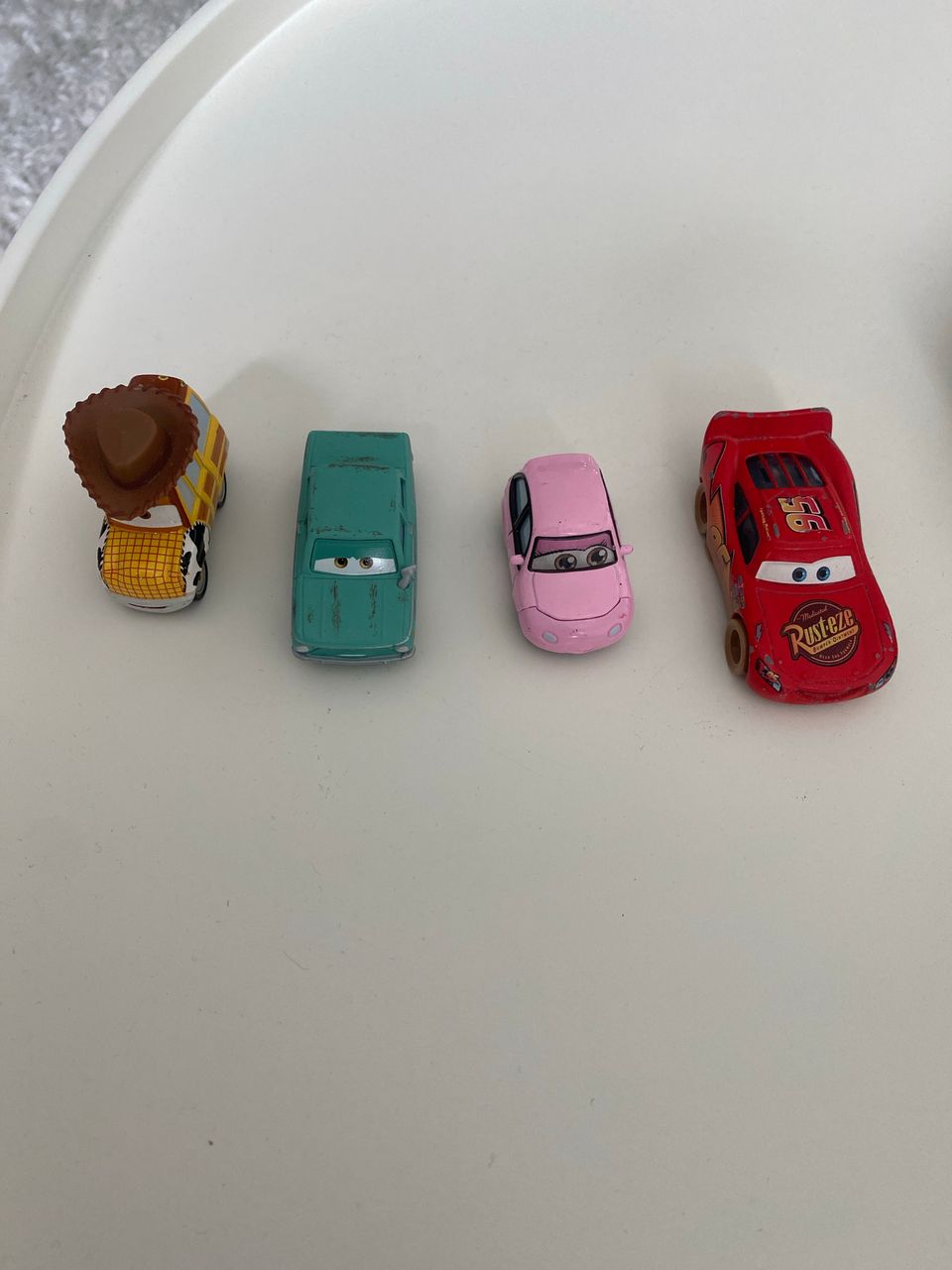 Disney Cars autot