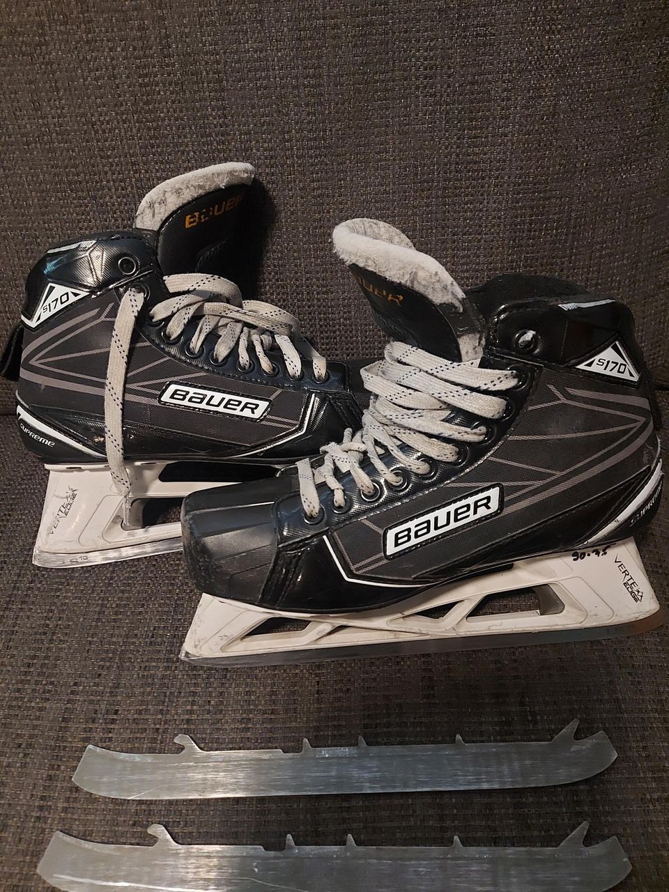 Maalivahdin luistimet, Bauer s170, koko 41