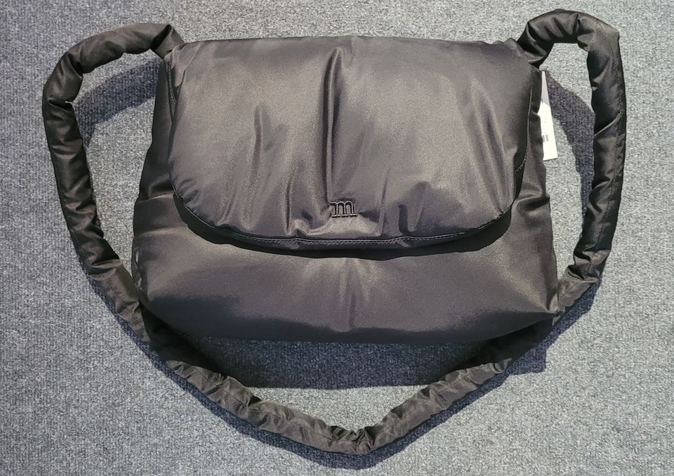 Marimekko Messenger Pillow Solid