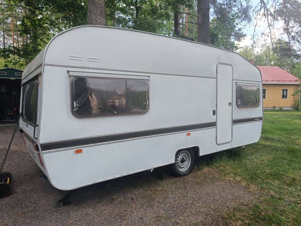 Elddis Revontuli -74