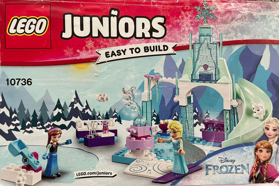 Lego Juniors 10736 Annan ja Elsan huurteinen leikkikenttä