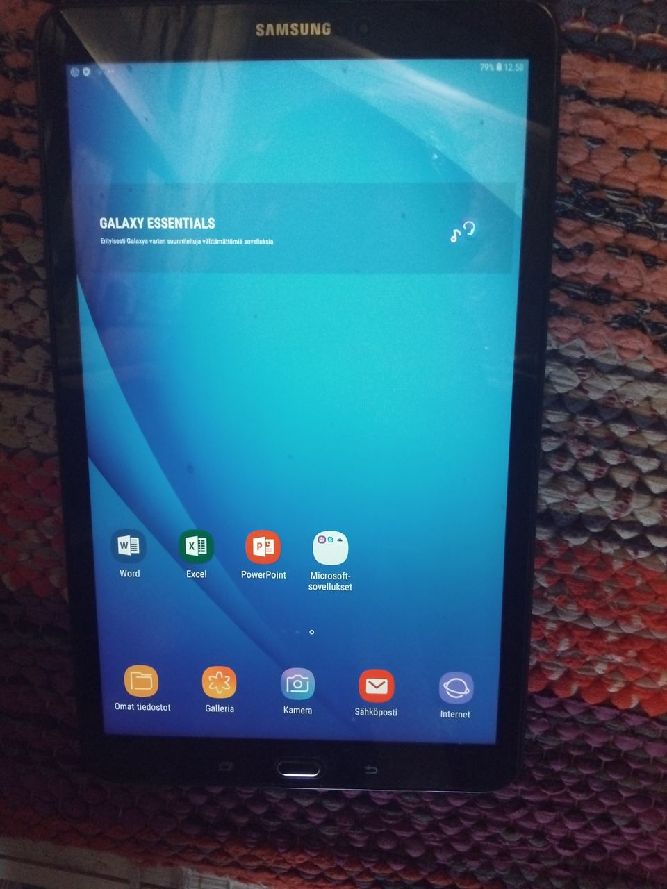 Tabletti  Samsung A05 2016
