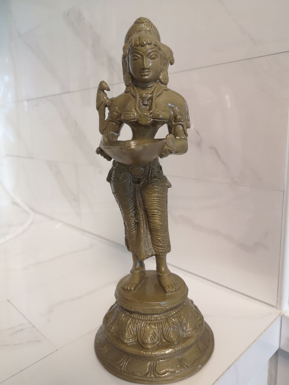 Indonesialainen Jumala figuri patsas 5.