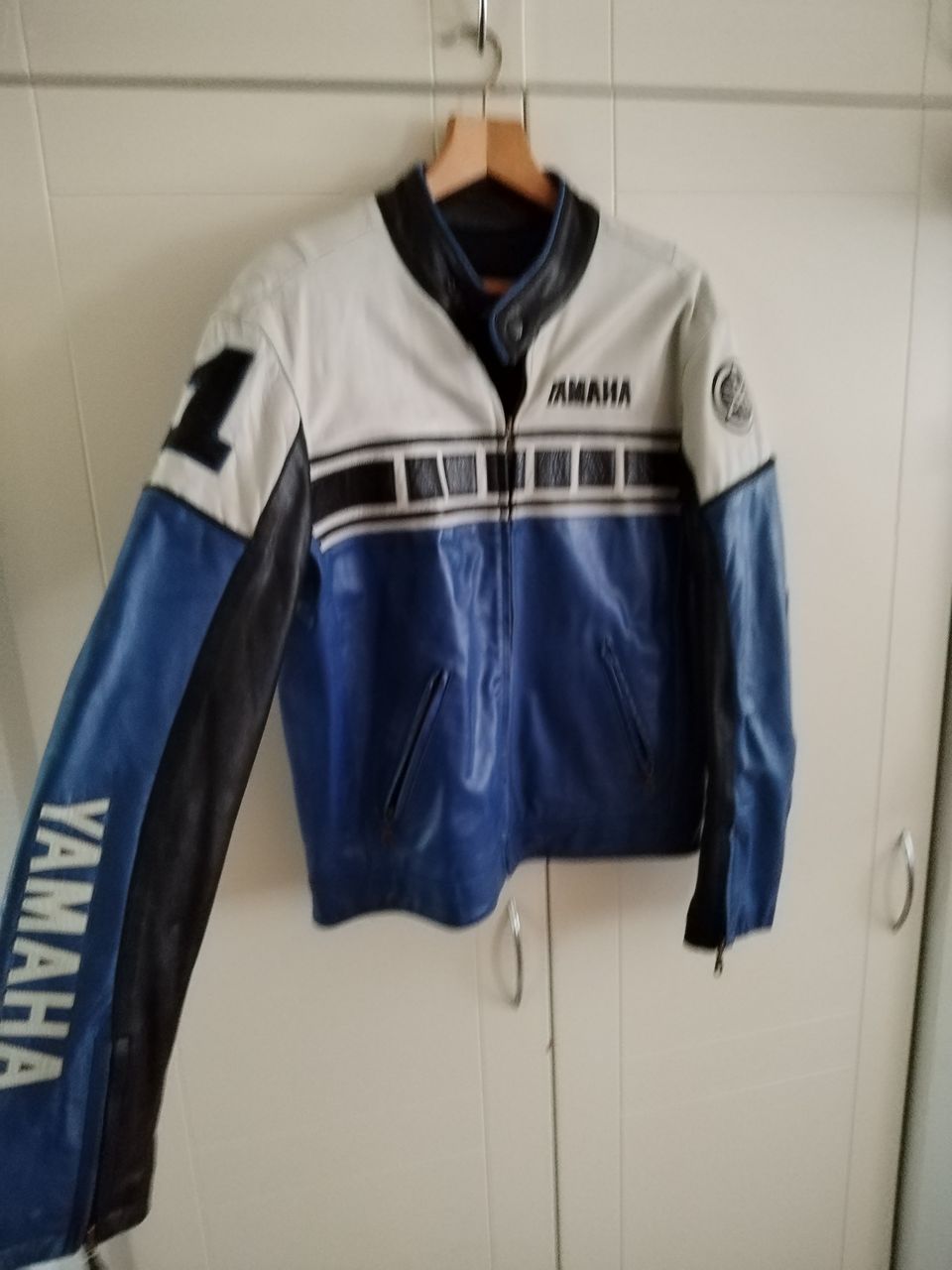 Yamaha nahkatakki