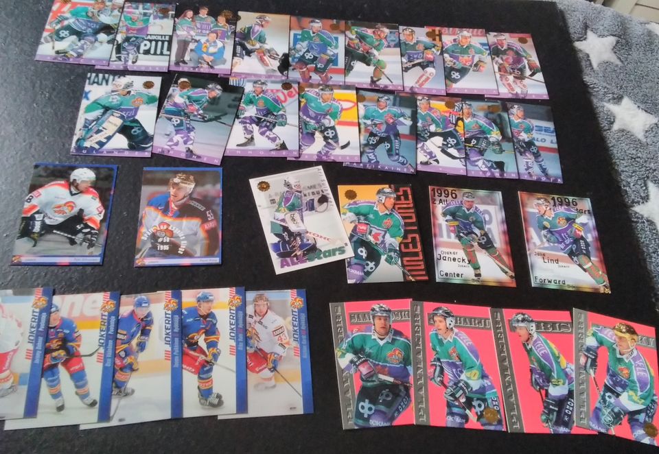 Jokerit-jääkiekkokortteja postitettuna erä J633