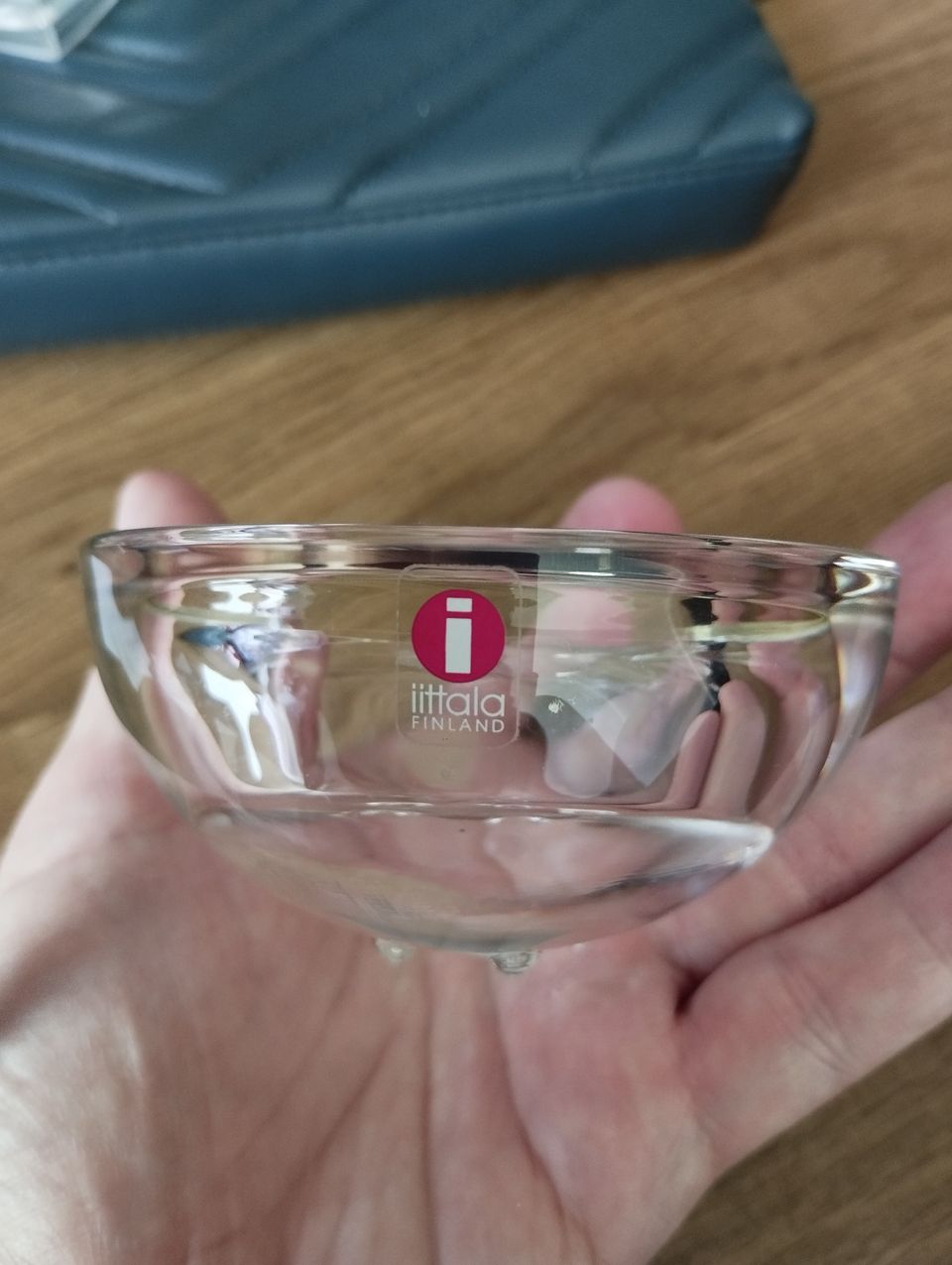 Iittala tuikku , tarra löytyy