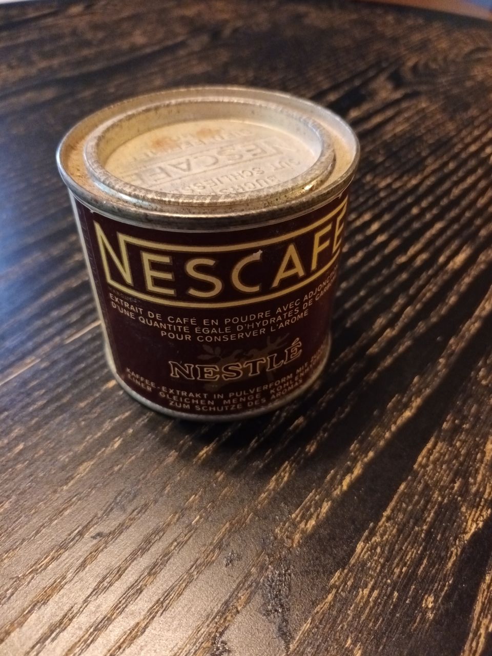 Vintage Nescafe avaamaton kahvipurkki