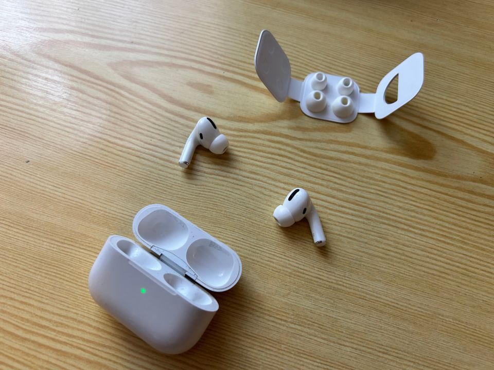 Air Pods Pro AirPods Pro
