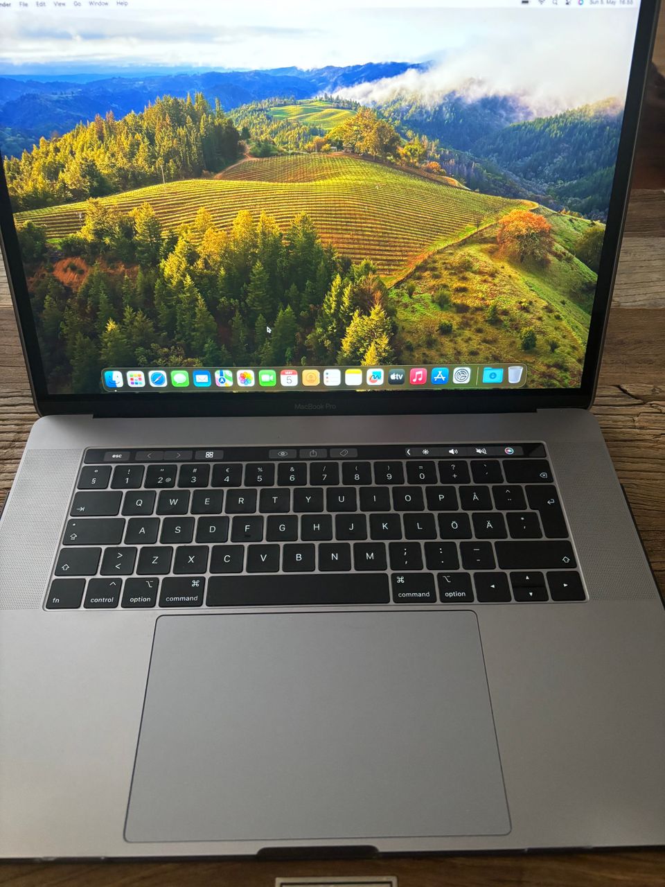 Apple Macbook Pro 15" 2019 TouchBar i7 16/256Gt